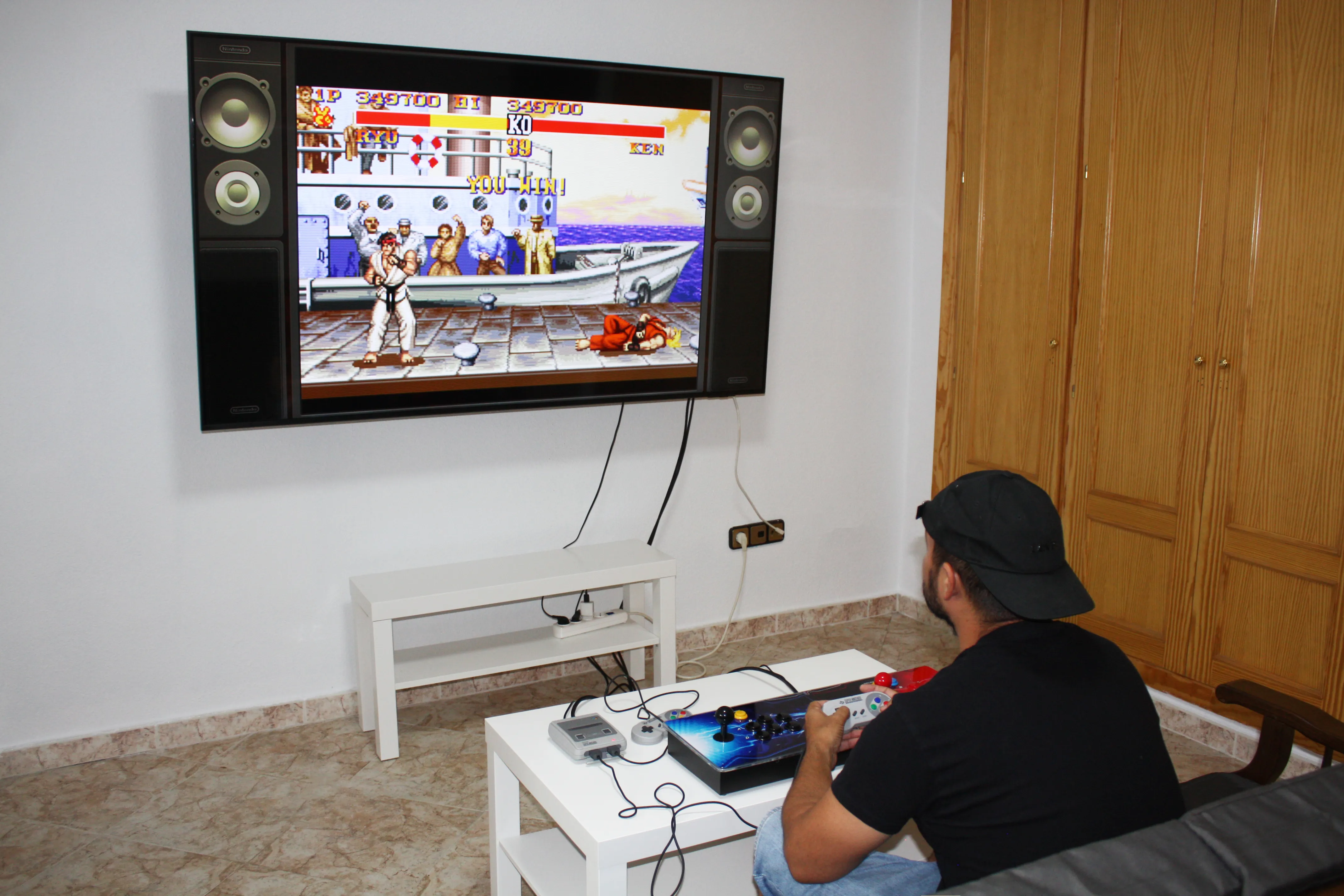 Consolas arcade con TV de 65